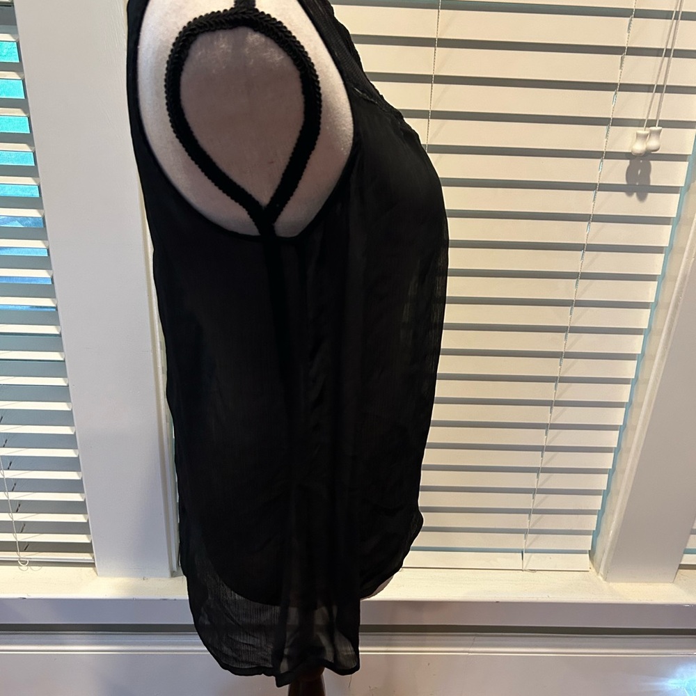 Women's Xhileration  Black Sleeveless Lace Sheer Blouse Size M - Picture 2 of 5